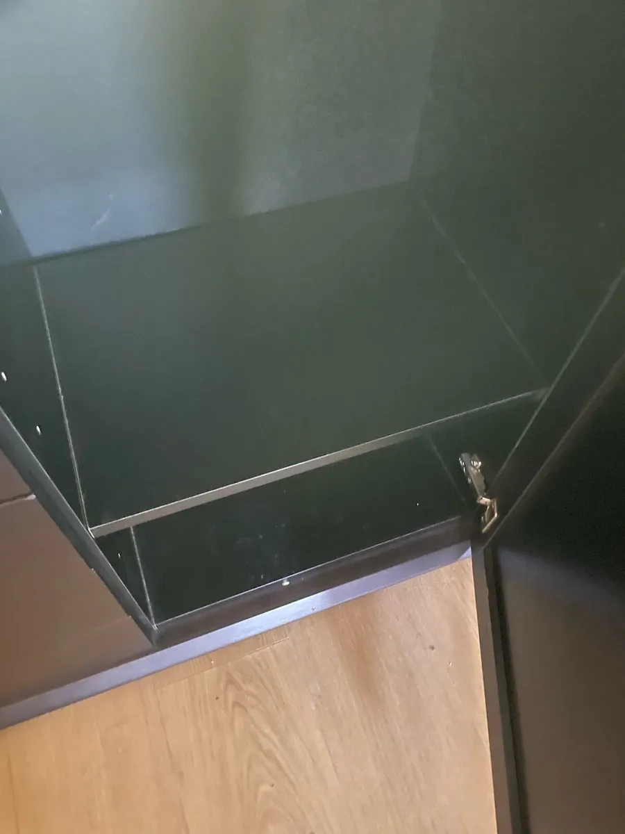 Sideboard - Image 3