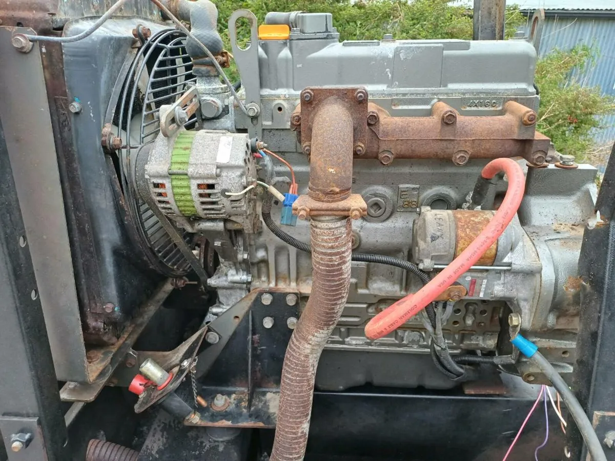 4 Cylinder Yanmar Diesel Engine - Image 1