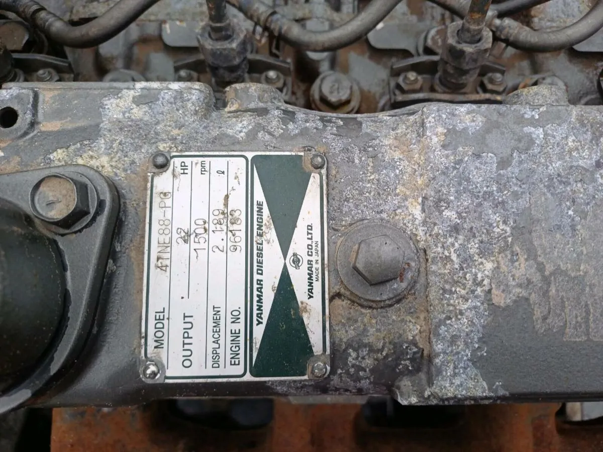 4 Cylinder Yanmar Diesel Engine - Image 2