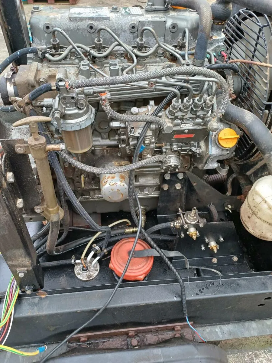 4 Cylinder Yanmar Diesel Engine - Image 3