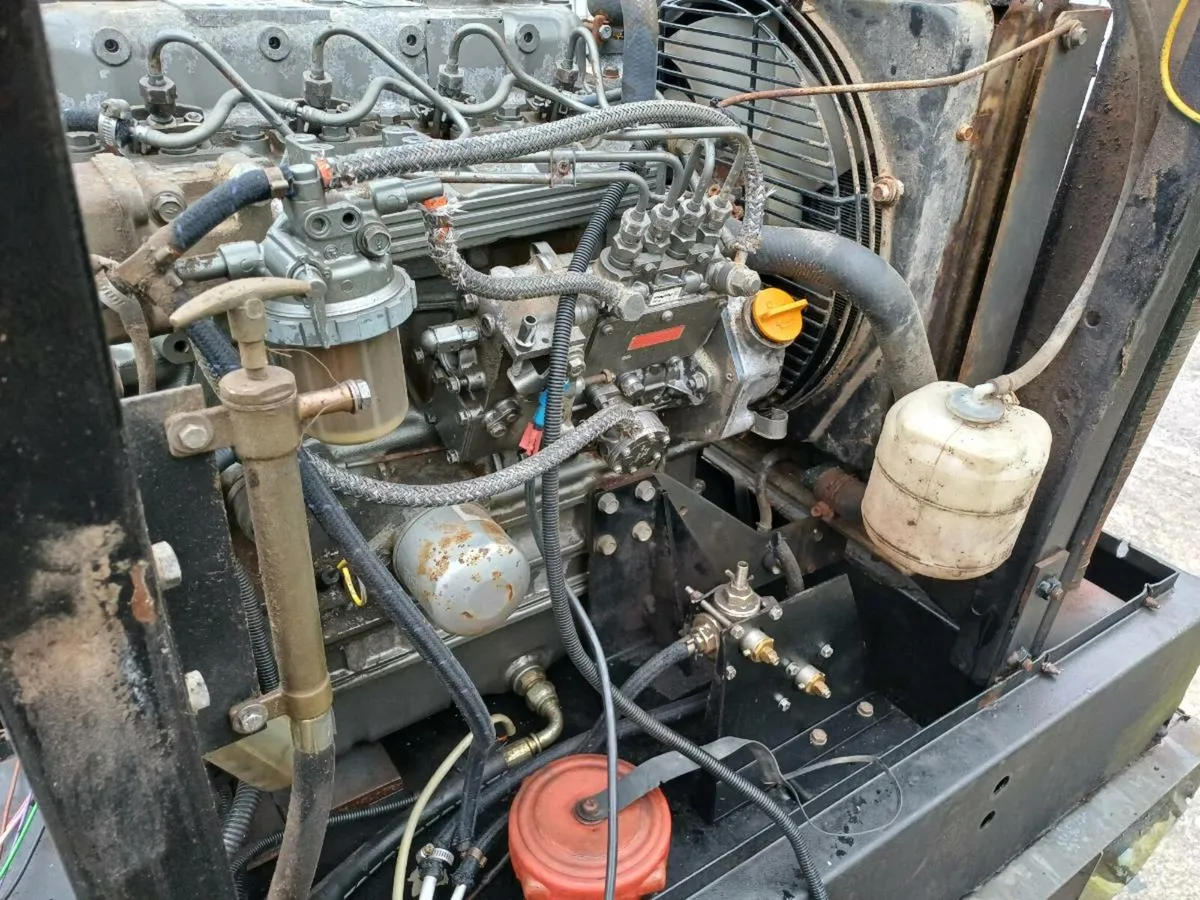 4 Cylinder Yanmar Diesel Engine - Image 4