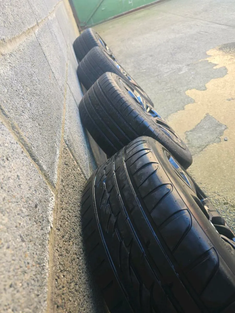 Genuine 17inch Honda Alloys - Image 3