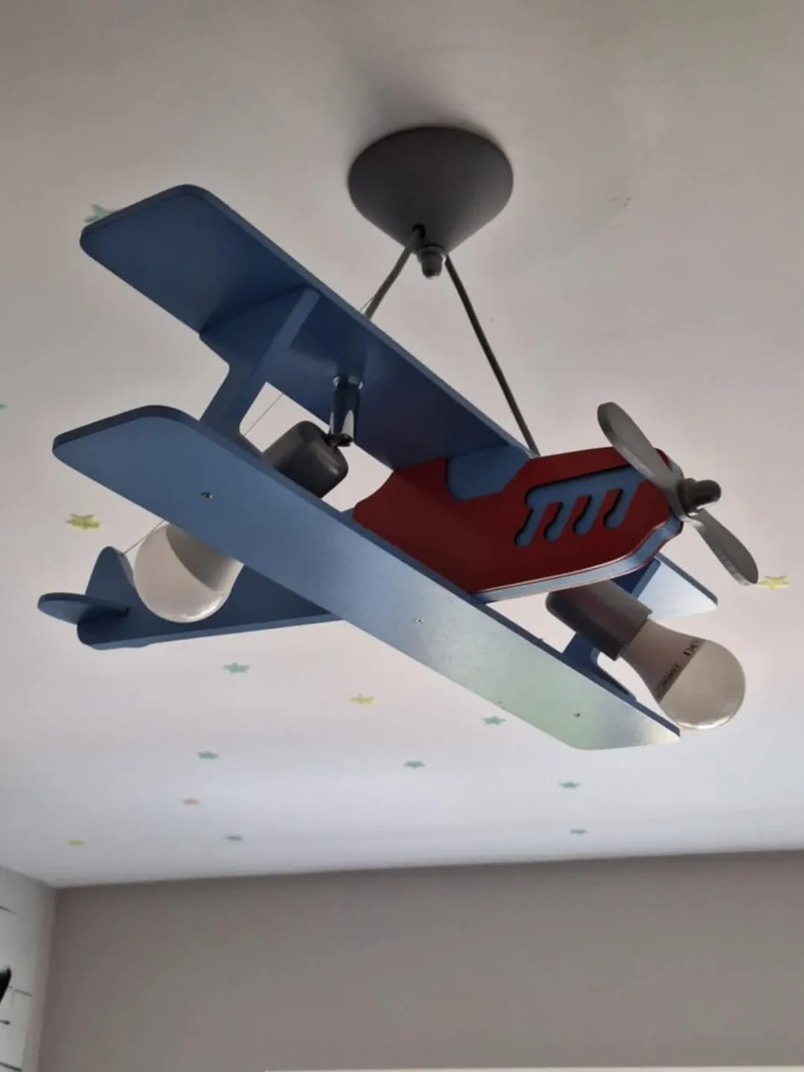 Aeroplane ceiling light - Image 1