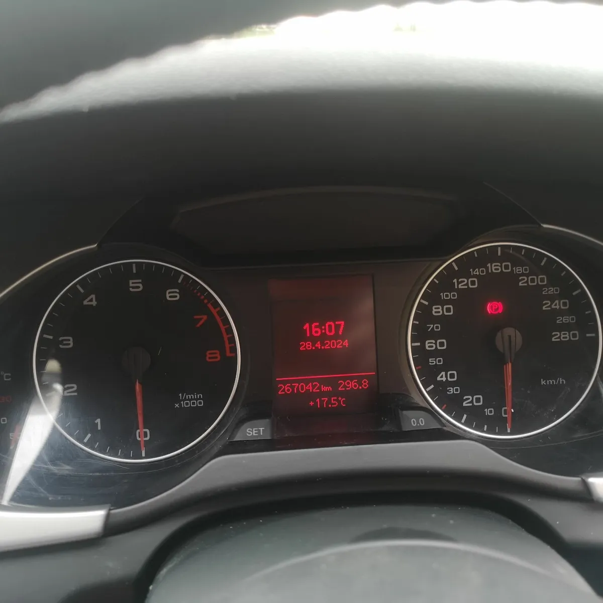 Audi A4 - Image 2