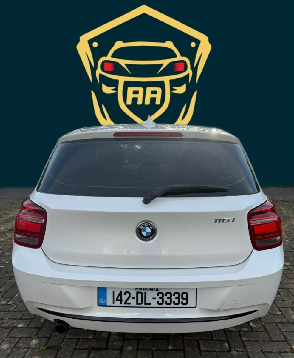 BMW 1-SERIES SPORTS 42000km  AUTO - Image 3