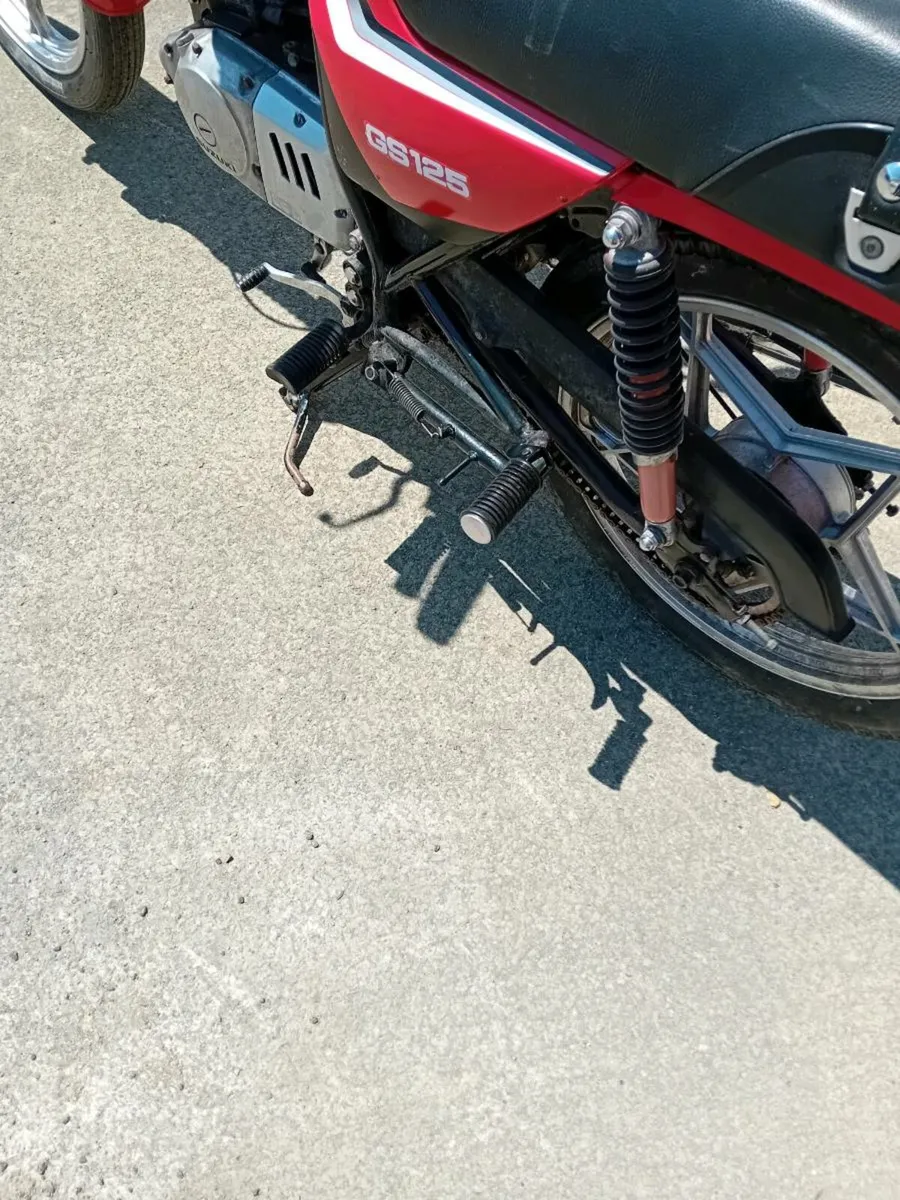 Motorbike - Image 2