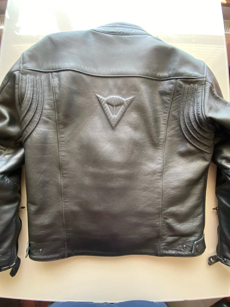 Dainese leather jacket (54) and Dainese leather tr - Image 2