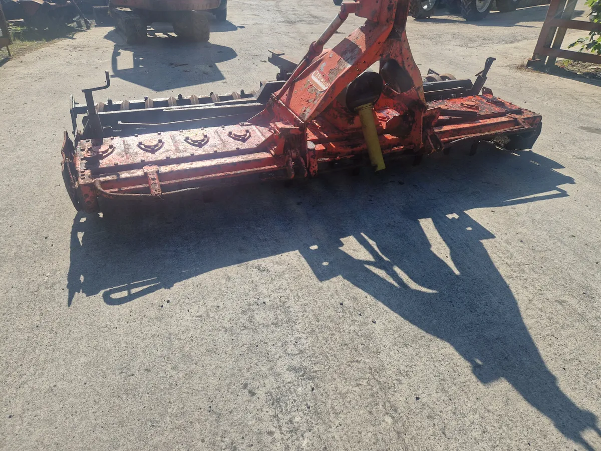 Farm machinery - Image 1