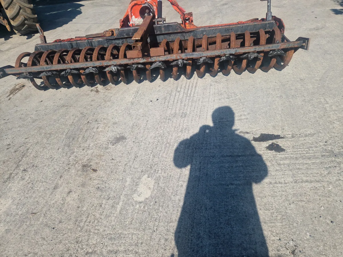Farm machinery - Image 2