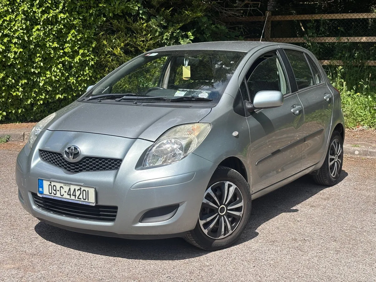 2009 TOYOTA YARIS 1.0 VVTI 133K NCT 10/25 & TAX - Image 3