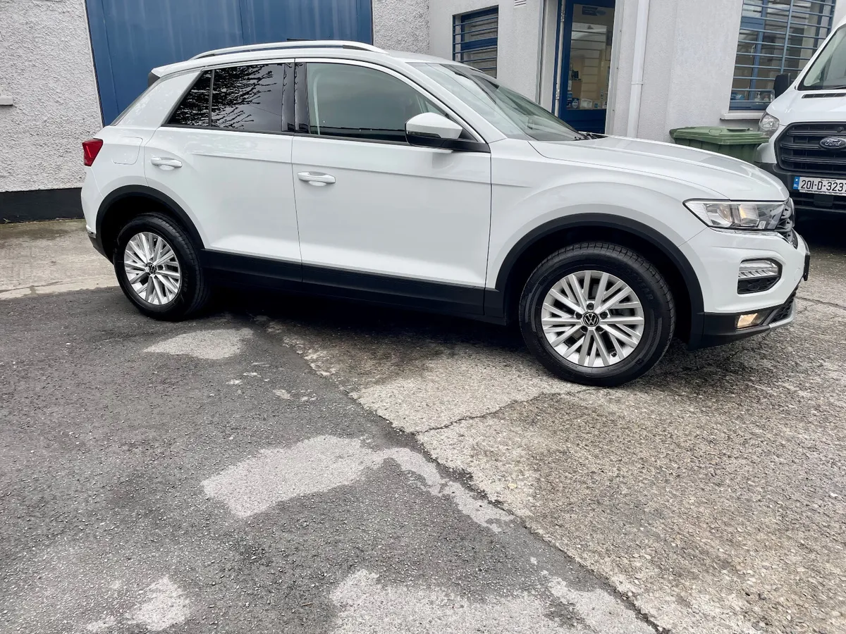 Volkswagen T-Roc Design 2.0TDI 115PS VAN,2021 - Image 2