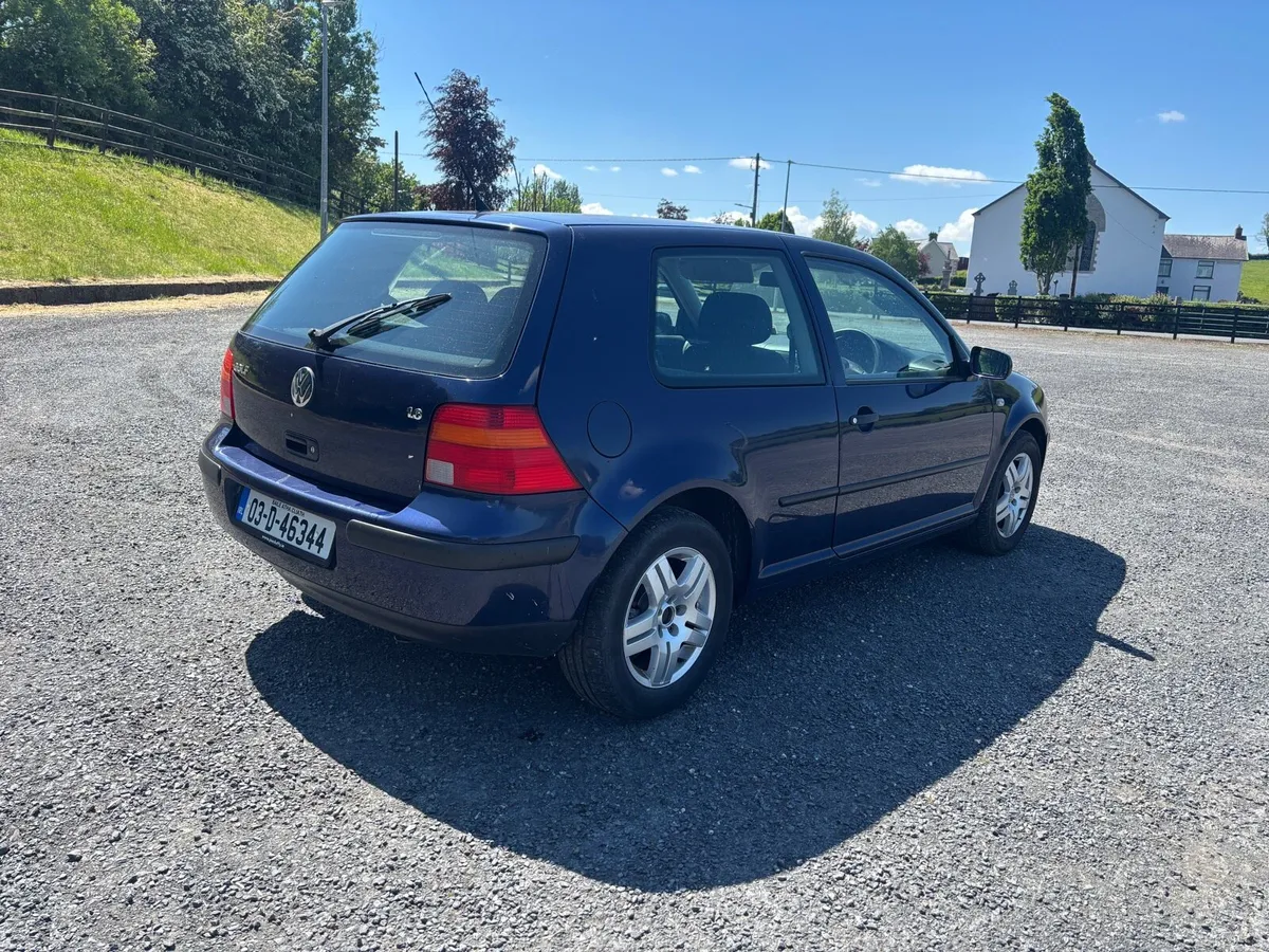 Volkswagen Golf - Image 4