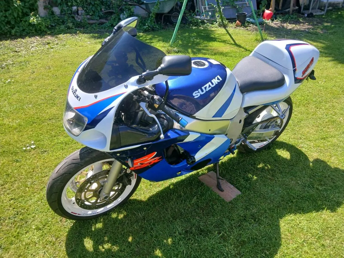 1997 GSXR-600 SRAD - Image 3