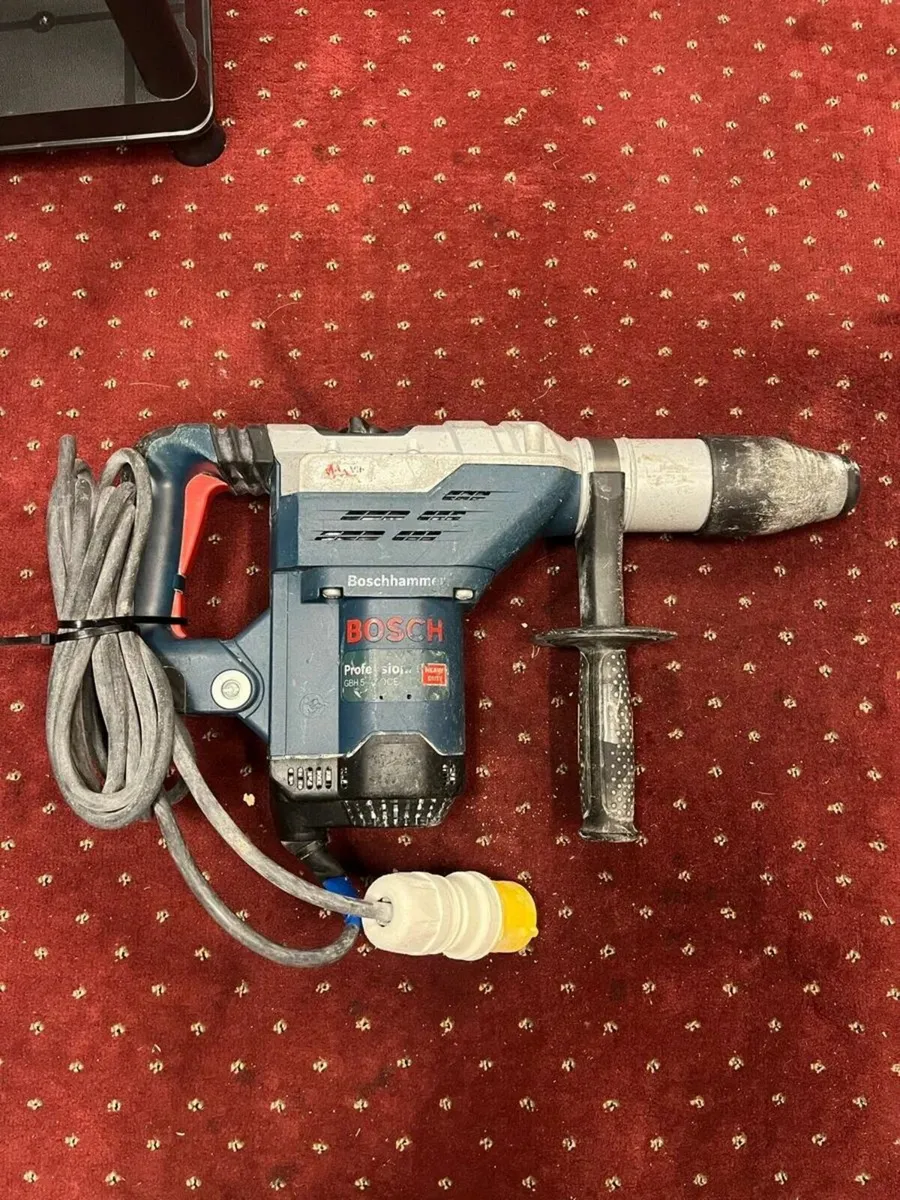 BOSCH Hammer drill 110v