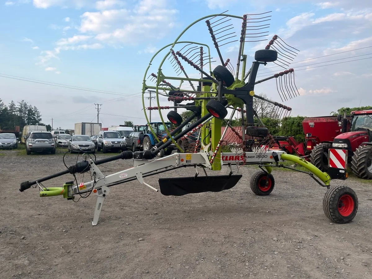 2017 CLAAS 2600 RAKE - Image 3