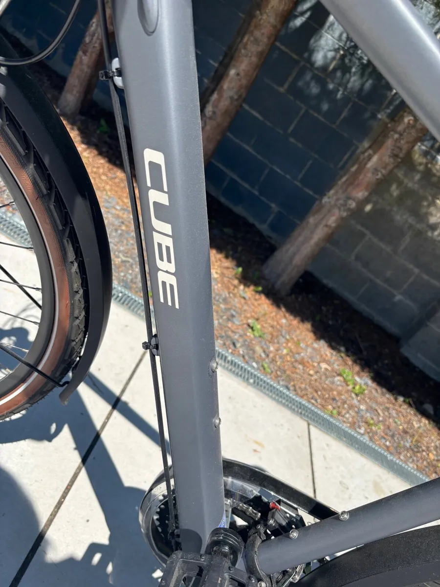Cube touring exc city bike - Image 3