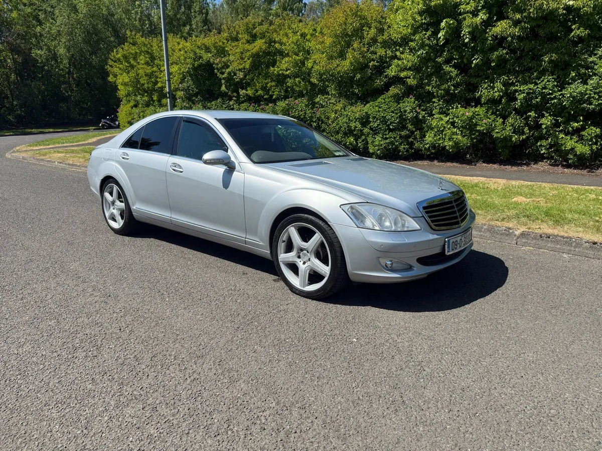 Mercedes-Benz S-Class 2009 CDI 320 - Image 3