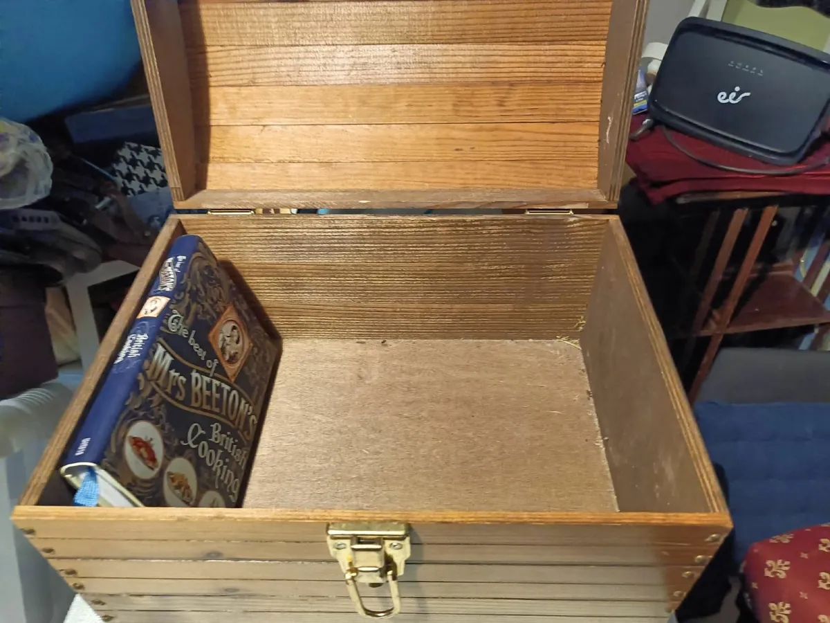 Small Pine Chest - Image 2