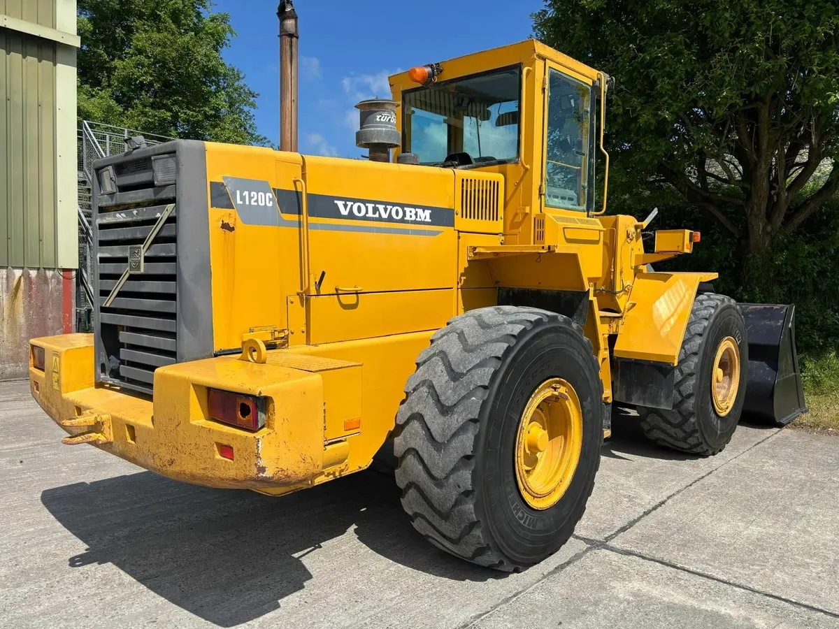 Volvo Wheel Loader - Image 4