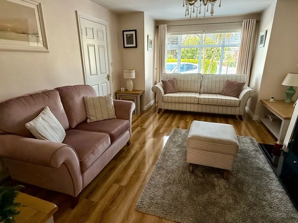 A four seater and two seater sofa in excellent condition. - Image 3