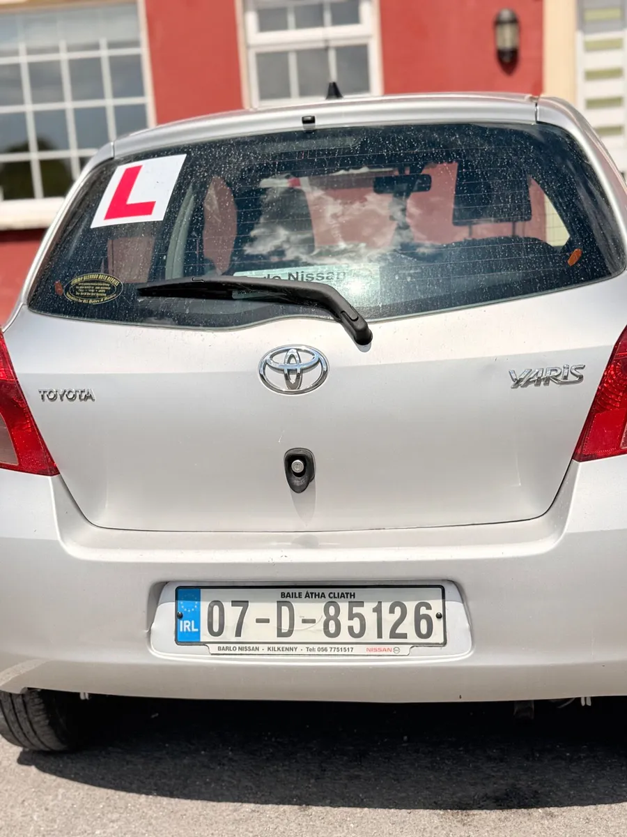 Toyota Yaris 2007 - Image 4