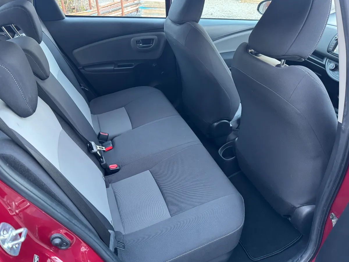 2018 Toyota Yaris 1.5 Hybrid - Image 4