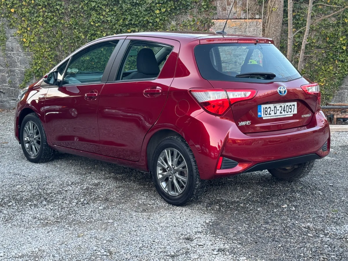 2018 Toyota Yaris 1.5 Hybrid - Image 3
