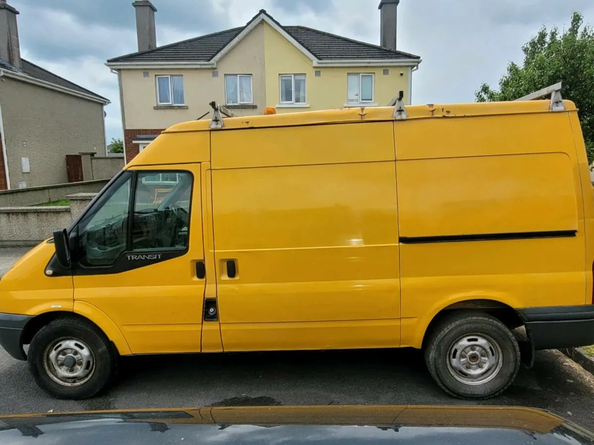 2009 ford transit - Image 4