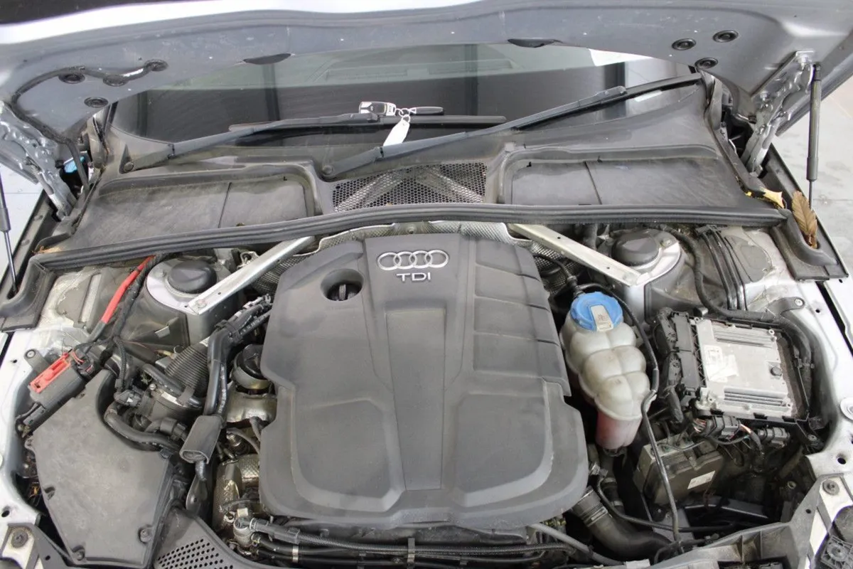 Audi A4 2.0tdi 122HP SE Ultra - Image 4