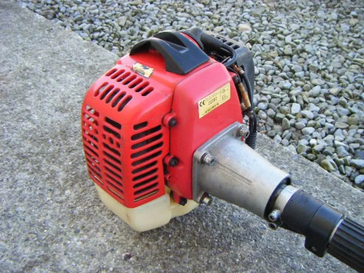 Brush Cutter - Image 4