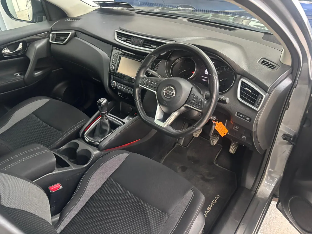 Nissan Qashqai 2019 1.5DCI. SV PAN ROOF - Image 4