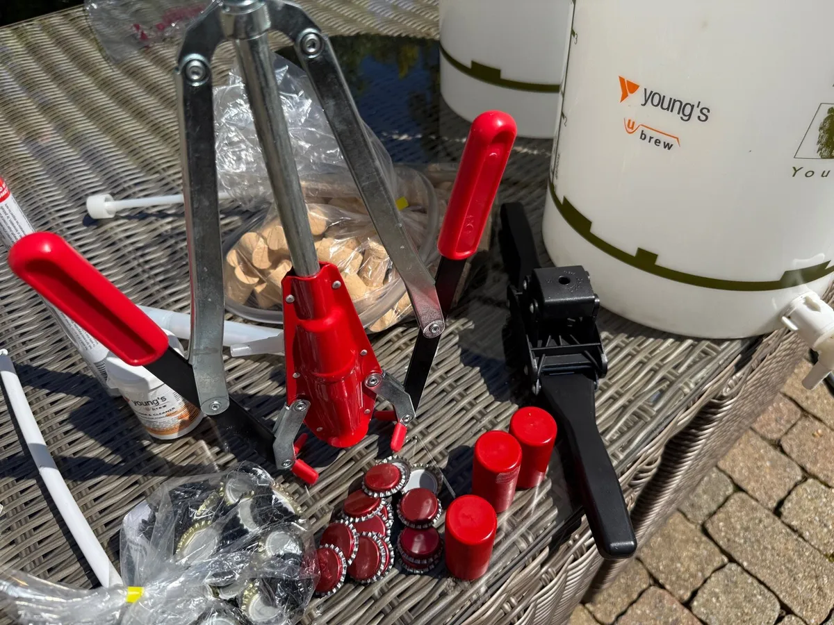 Home Brewing Kit - Image 4