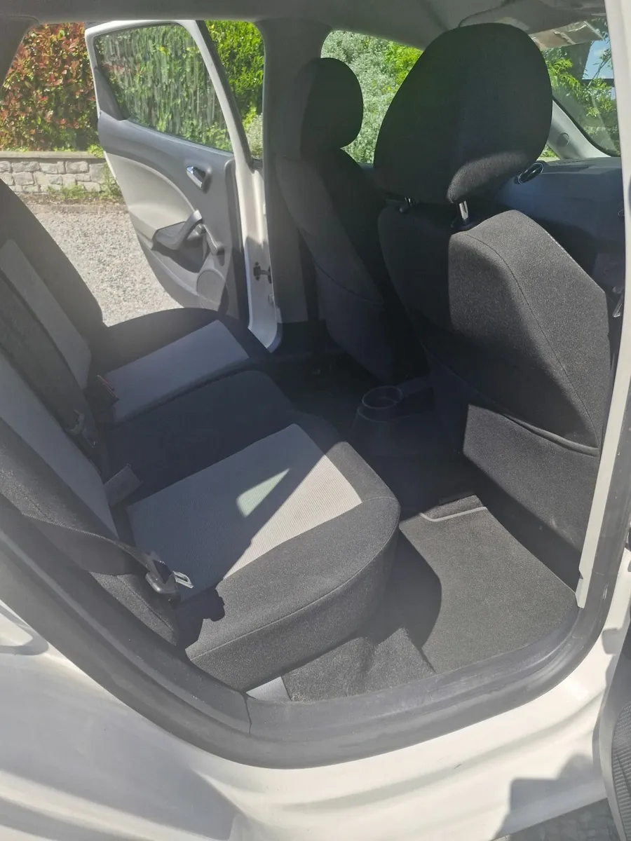 SEAT Ibiza 2015 - Image 4