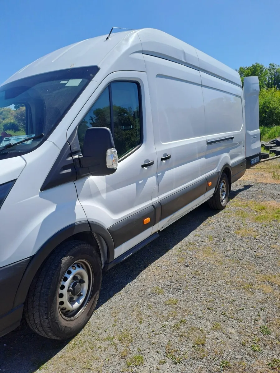 Ford Transit 2021 - Image 3