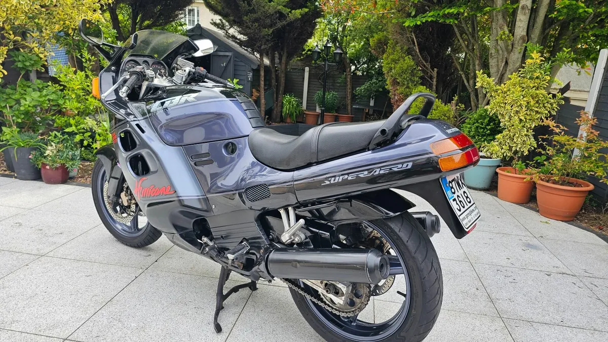 Honda Hurricane 750 super aero - Image 2