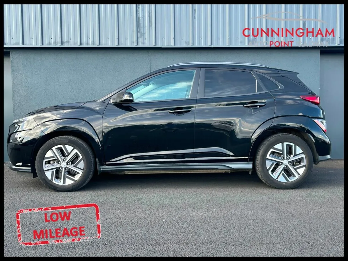Hyundai KONA EV Premium 39kWh Auto - Image 3