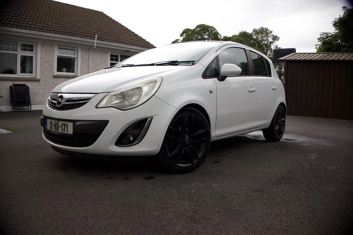 Opel Corsa 2012 - Image 1