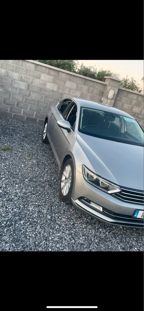 Volkswagen Passat - Image 3
