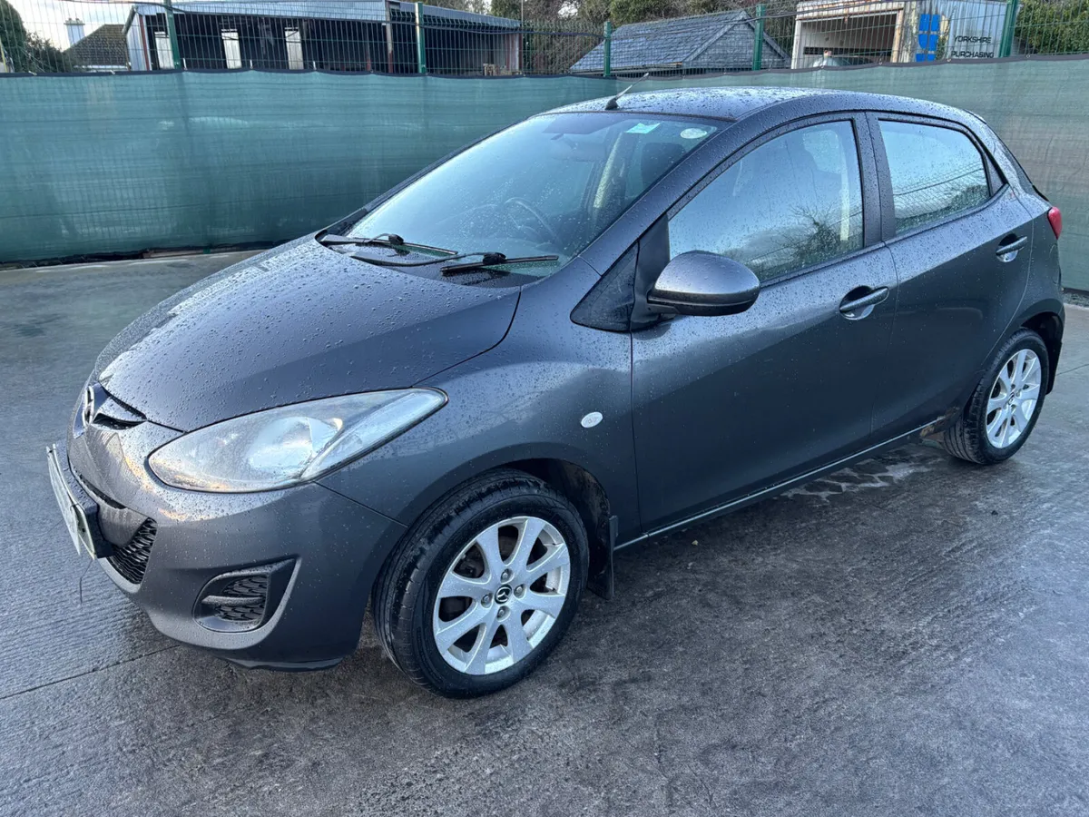 2015 Mazda 2  Drive home - Image 2