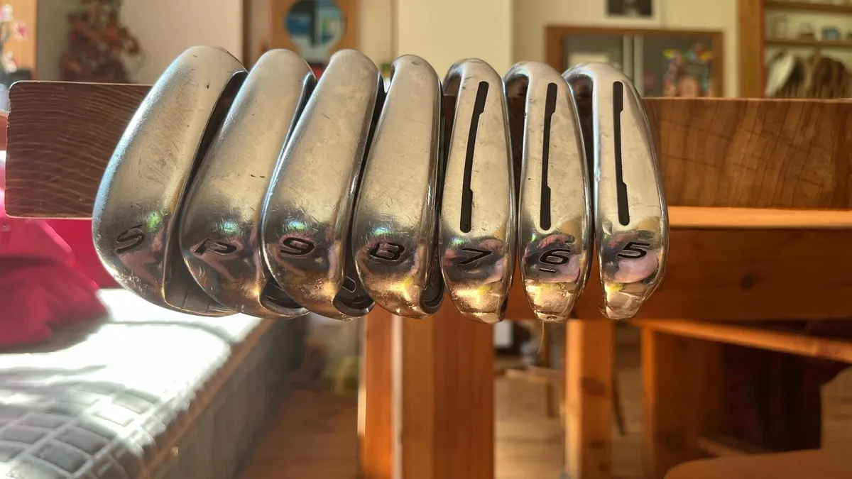 Taylormade RSi1 5-SW Golf Clubs - Image 2