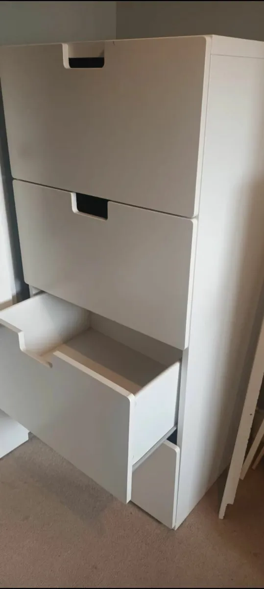Storage unit