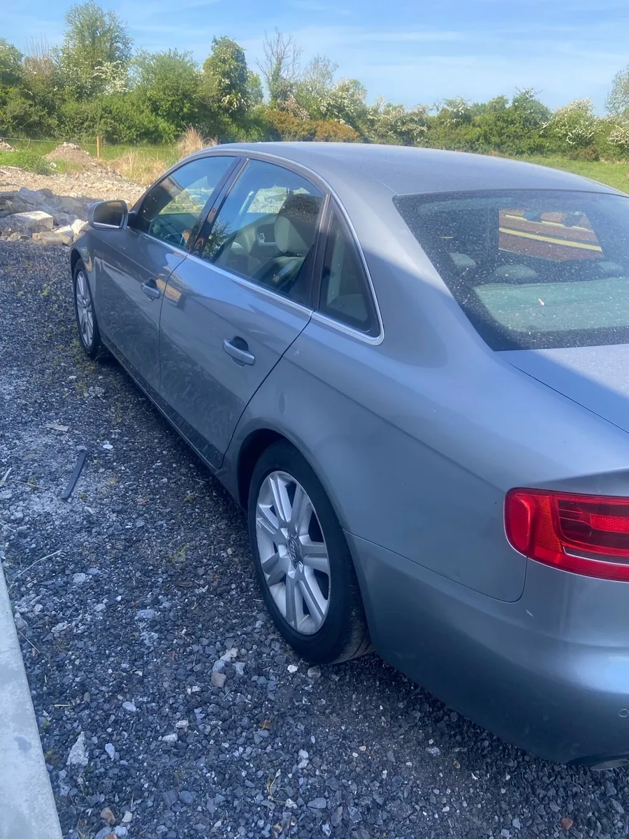 Audi A4 2010 - Image 3