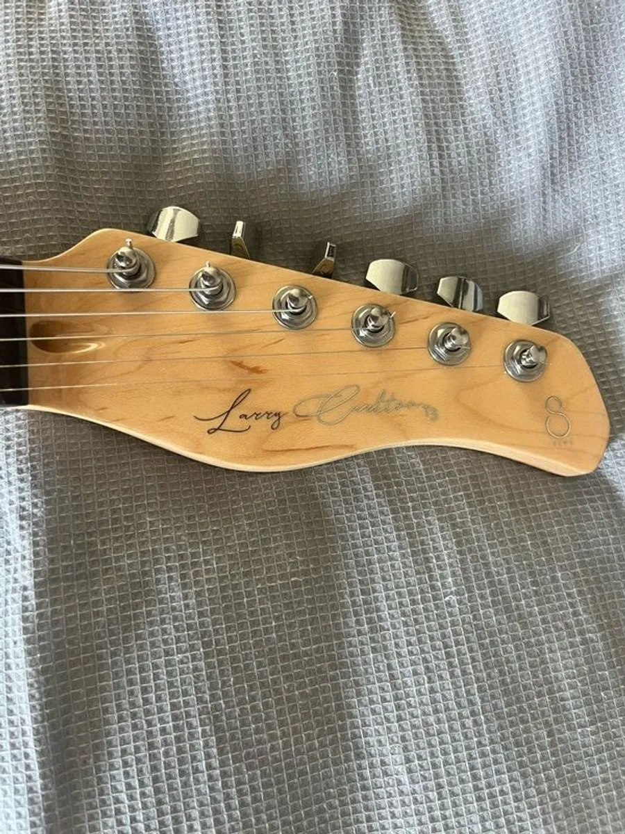 Sire Telecaster Larry Carlton edition & Pedals - Image 3