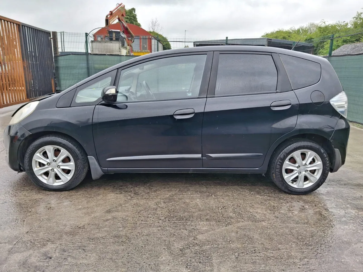 2012 Honda Jazz Hybrid Automatic - Image 4