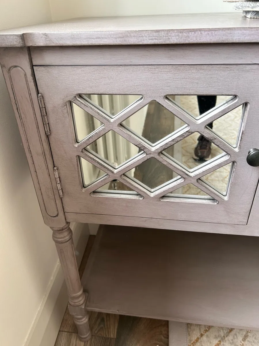 Console Table - Image 2