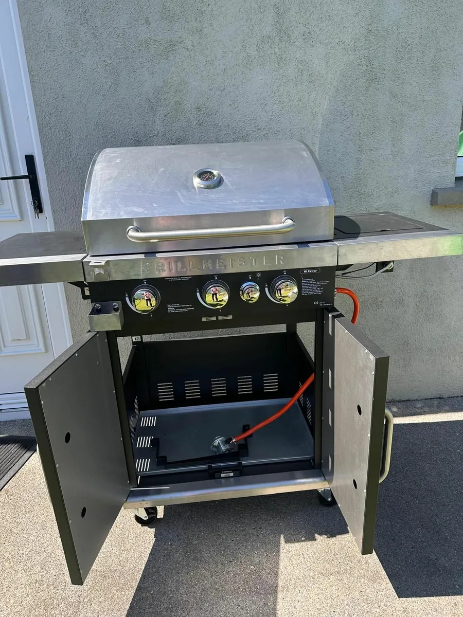 Gas Barbecue - Image 2