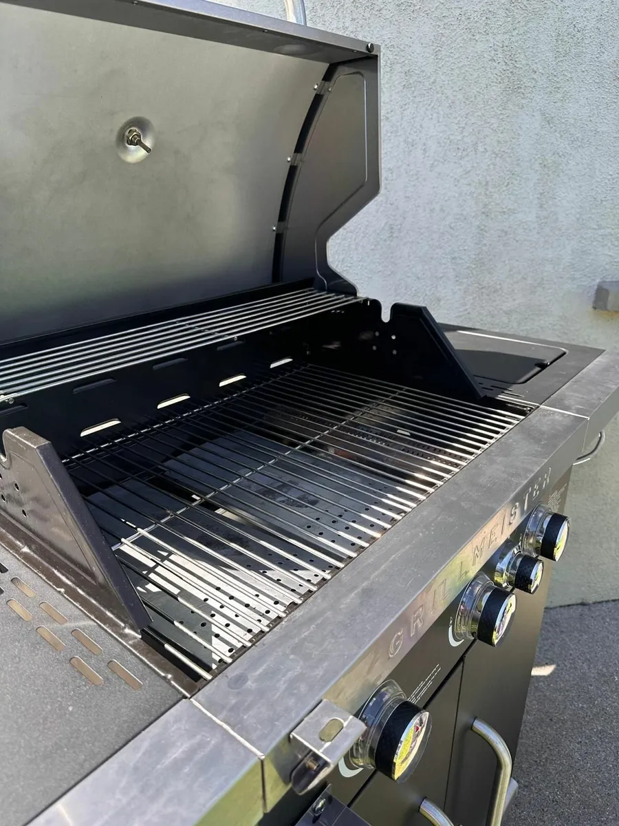 Gas Barbecue - Image 4
