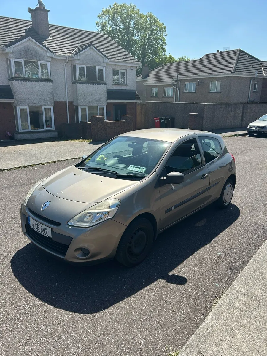Renault Clio 2012 - Image 1