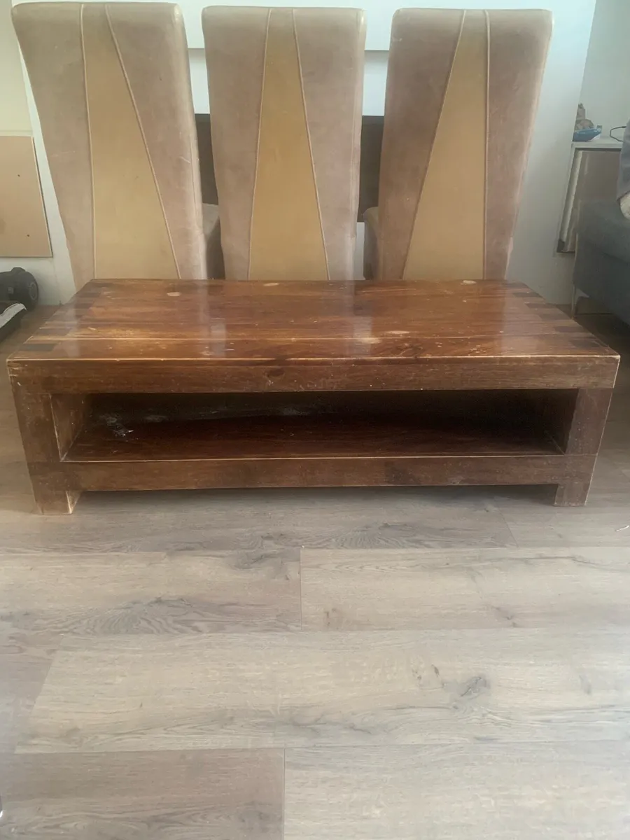 **FREE** Dining chairs and solid pine coffee table - Image 4
