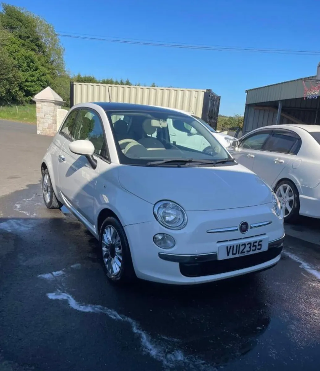 Fiat 500 1.2 Lounge 3dr [Start Stop] 2015 - Image 1